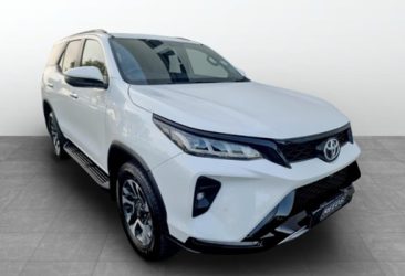 Toyota Fortuner - Stock images 7 (Juanita)
